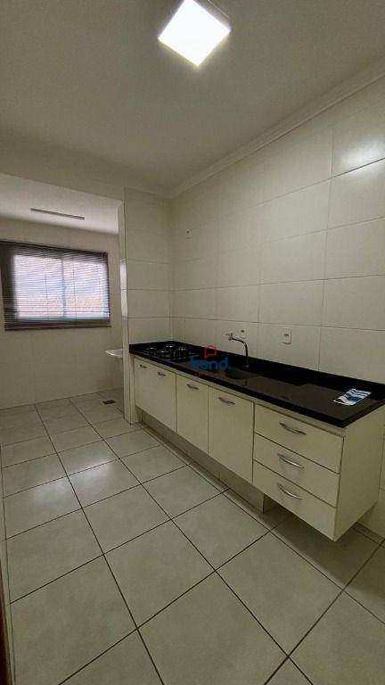 Apartamento à venda com 2 quartos, 58m² - Foto 5