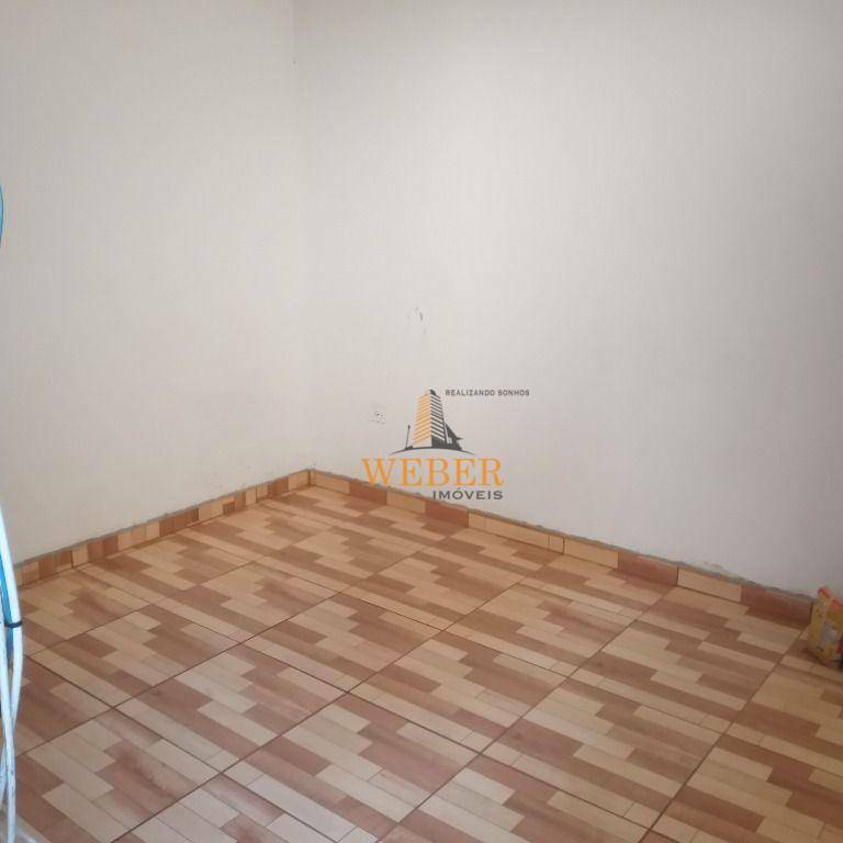 Casa à venda com 4 quartos, 150m² - Foto 16