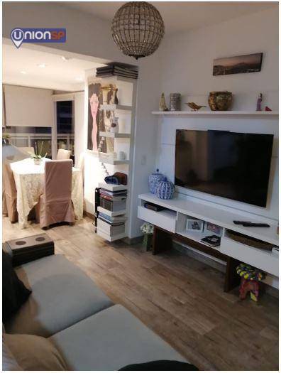 Apartamento à venda com 2 quartos, 84m² - Foto 3