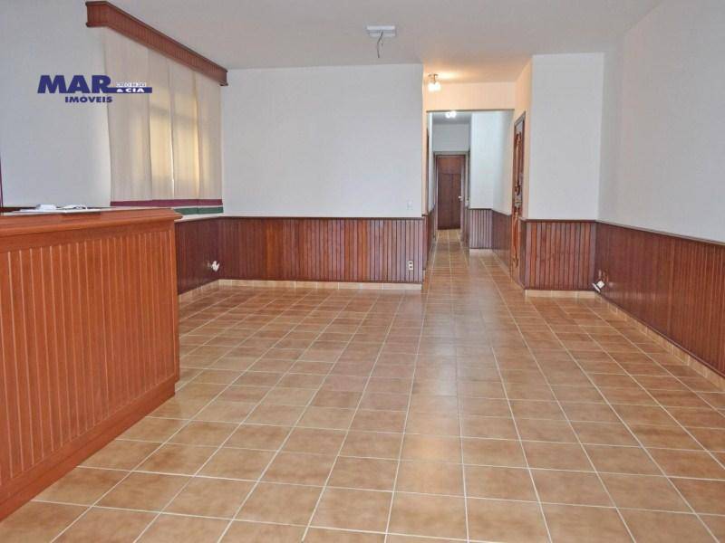 Apartamento à venda com 3 quartos, 210m² - Foto 2