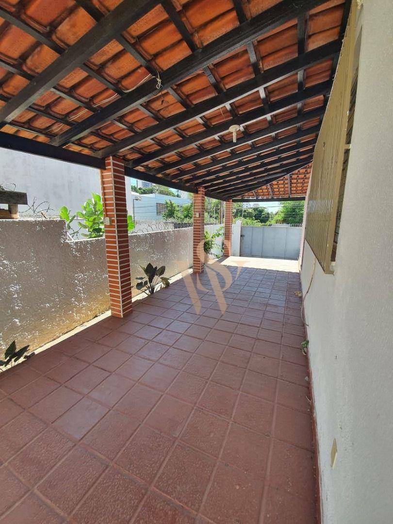 Casa à venda com 1 quarto, 266m² - Foto 24