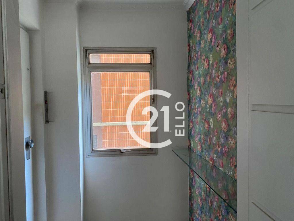 Apartamento para alugar com 3 quartos, 180m² - Foto 4