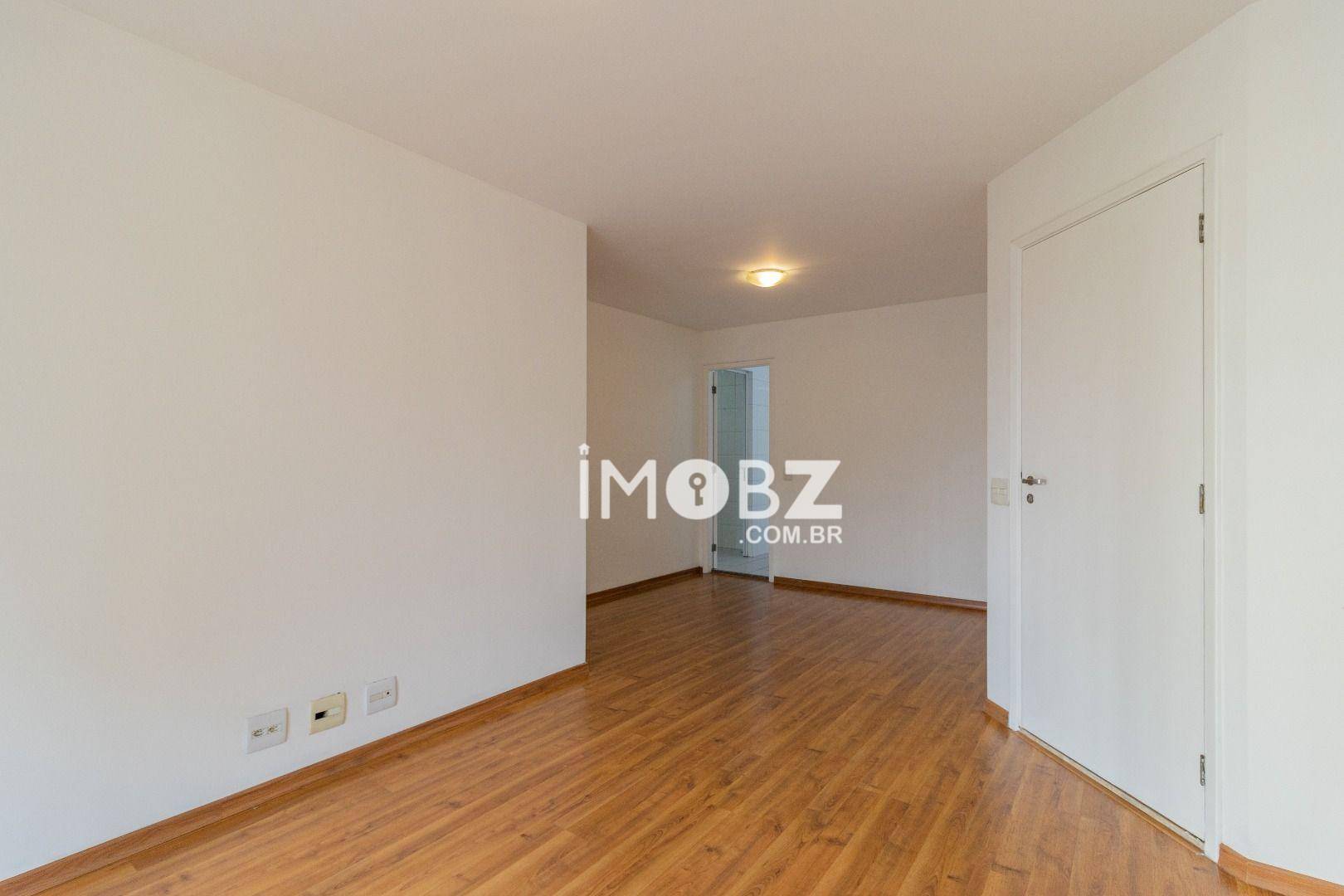 Apartamento à venda com 3 quartos, 107m² - Foto 3