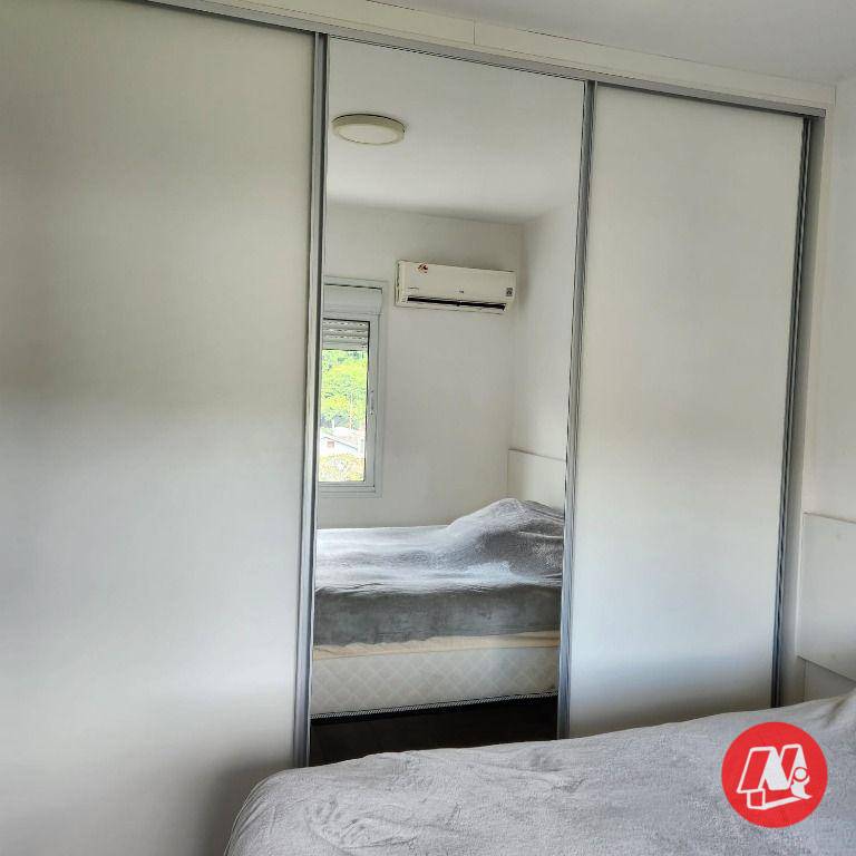 Apartamento à venda com 2 quartos, 61m² - Foto 11