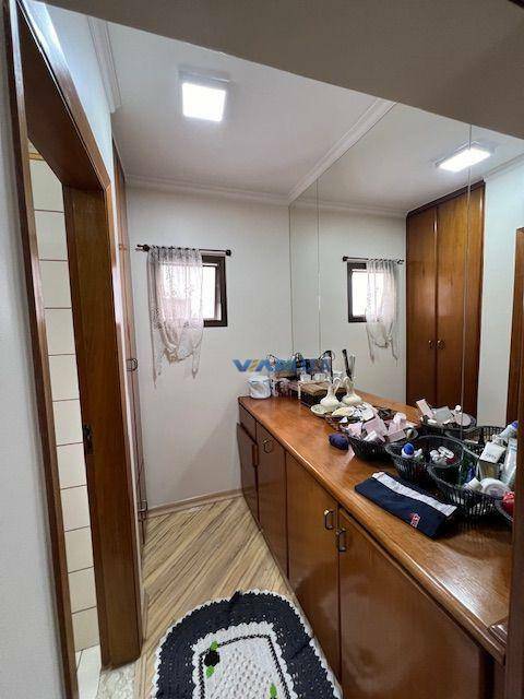 Apartamento à venda com 3 quartos, 162m² - Foto 24