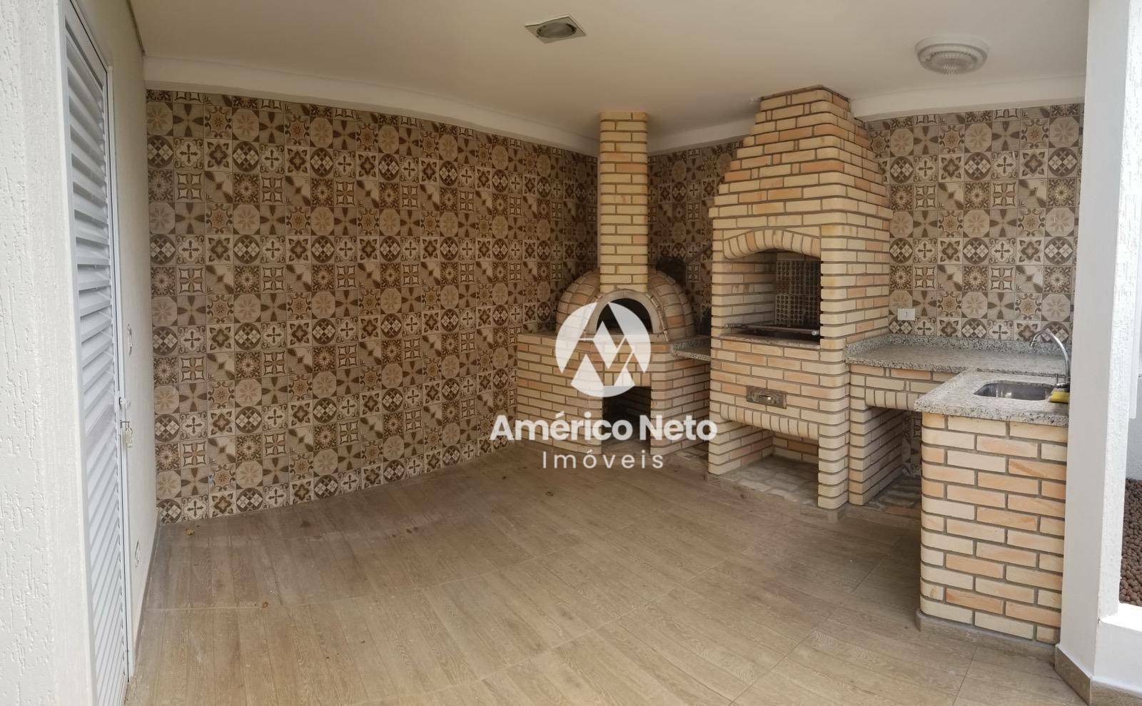 Casa à venda e aluguel com 3 quartos, 340m² - Foto 4