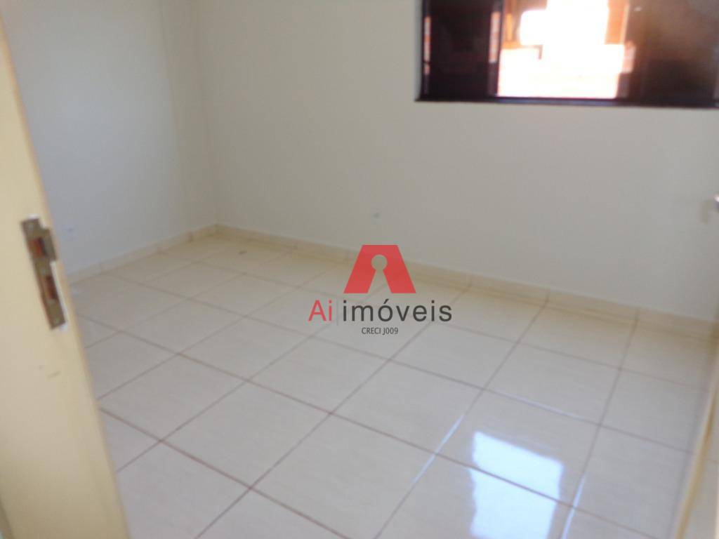 Apartamento para alugar com 2 quartos, 70m² - Foto 8