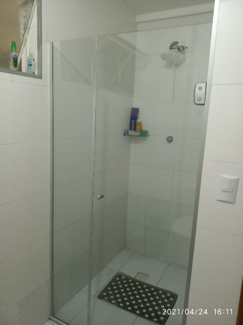 Apartamento à venda com 2 quartos, 70m² - Foto 10