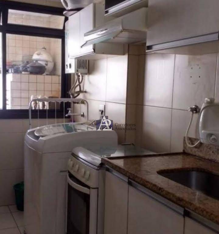 Apartamento à venda com 2 quartos, 60m² - Foto 8