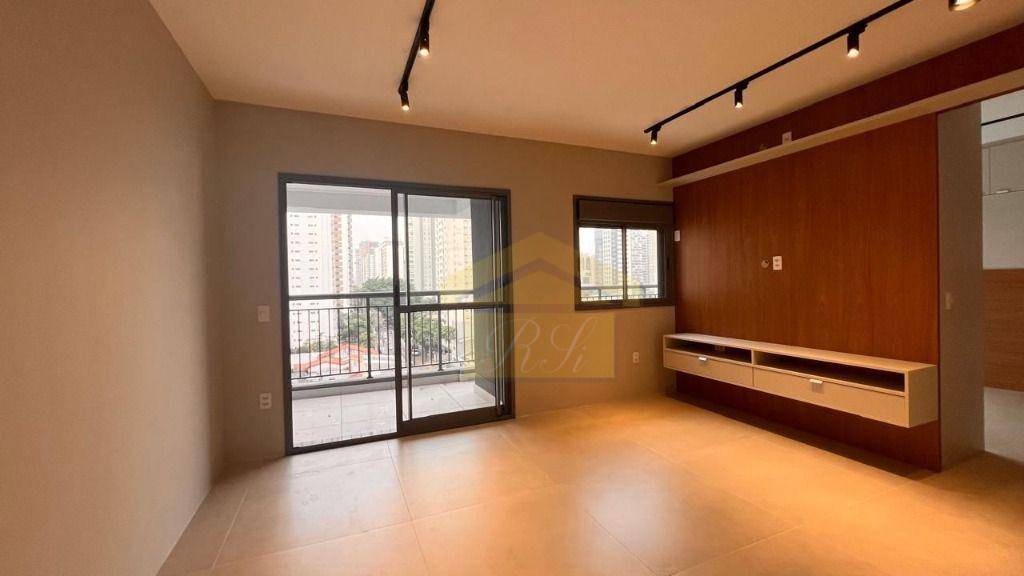 Apartamento para alugar com 1 quarto, 63m² - Foto 1