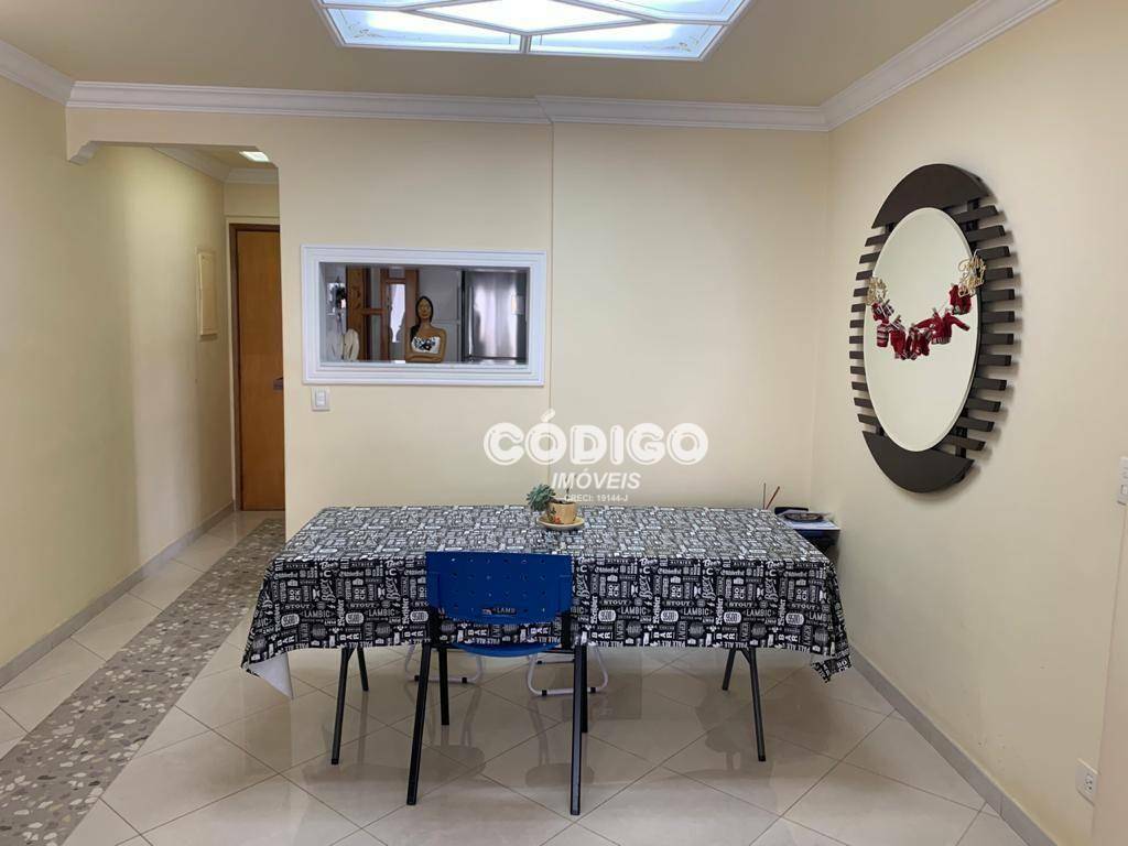 Apartamento à venda com 3 quartos, 81m² - Foto 17