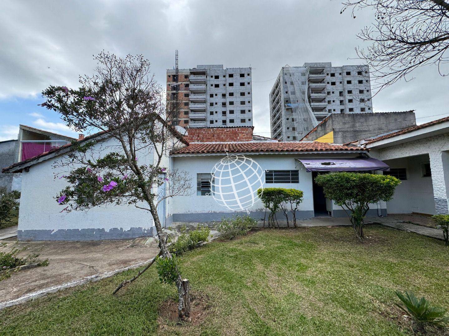 Casa à venda e aluguel com 3 quartos, 220m² - Foto 22