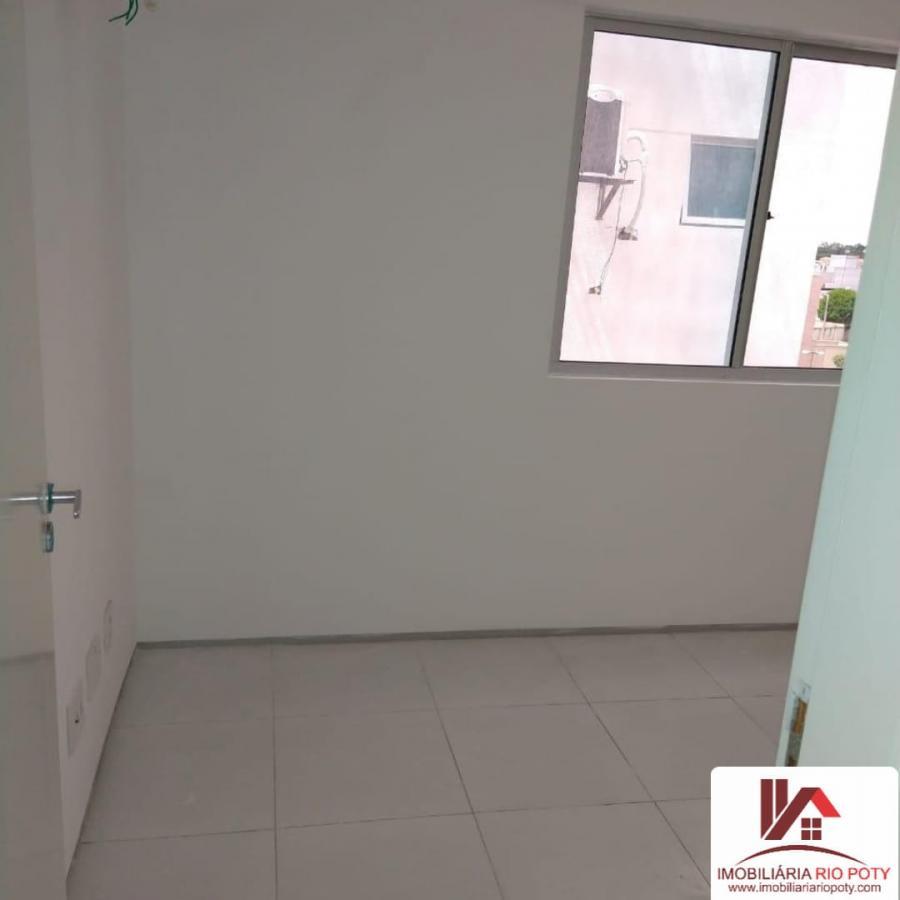 Apartamento à venda com 2 quartos, 62m² - Foto 7