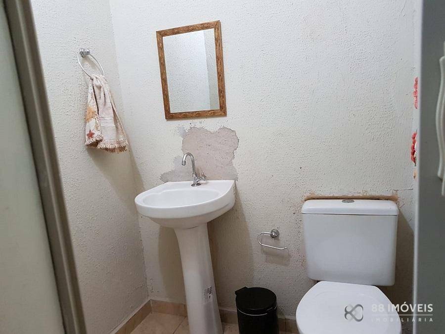 Casa à venda com 3 quartos, 180m² - Foto 14