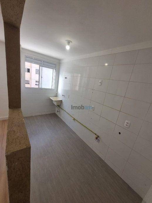 Apartamento à venda com 2 quartos, 44m² - Foto 4