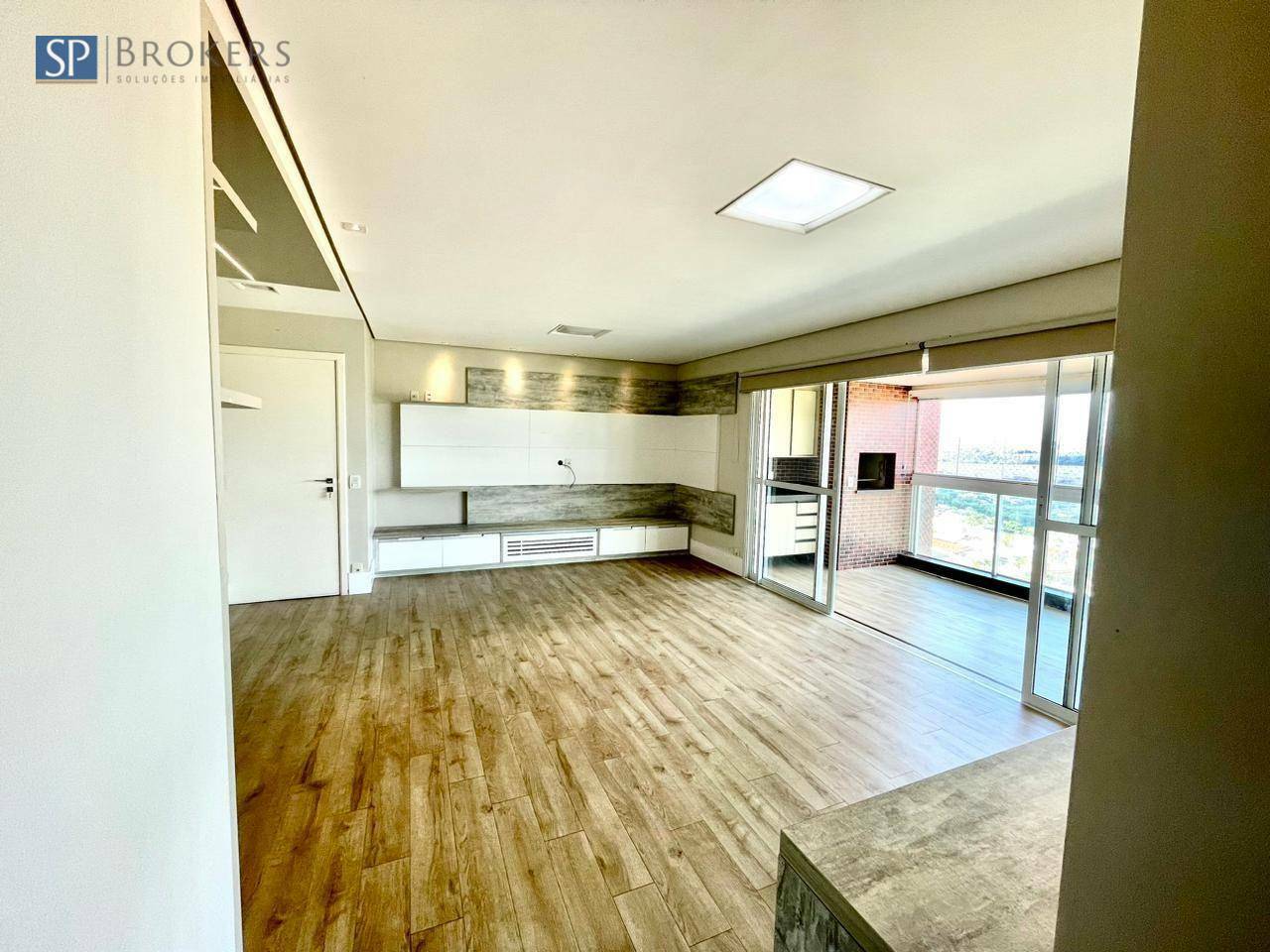 Apartamento à venda com 4 quartos, 137m² - Foto 1