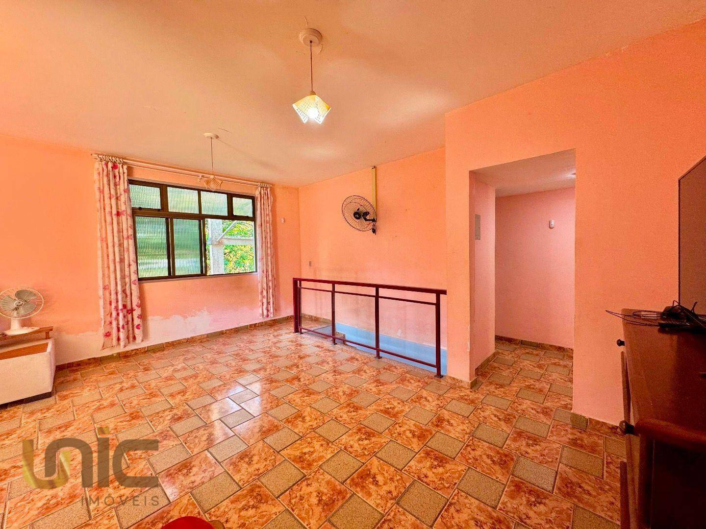 Casa de Condomínio à venda com 4 quartos, 240m² - Foto 6