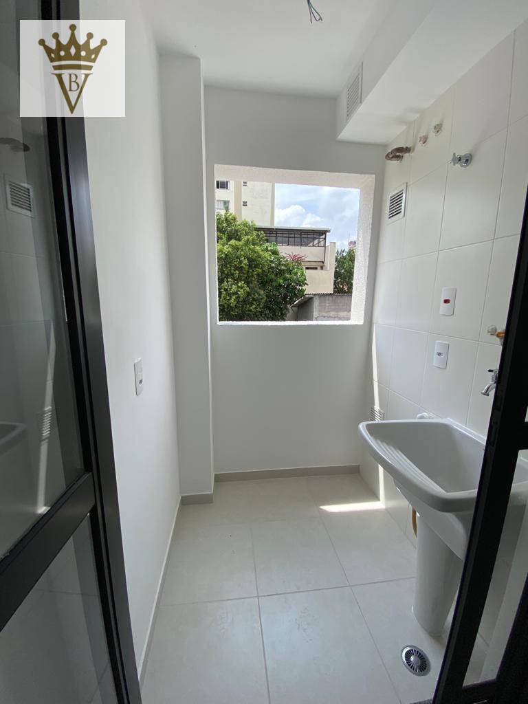 Apartamento à venda com 2 quartos, 67m² - Foto 11