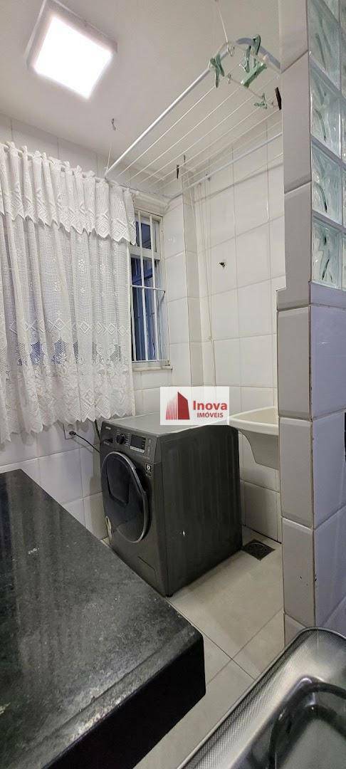 Apartamento à venda com 2 quartos, 70m² - Foto 19