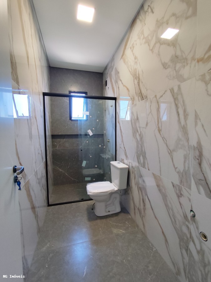 Casa à venda com 2 quartos, 79m² - Foto 7