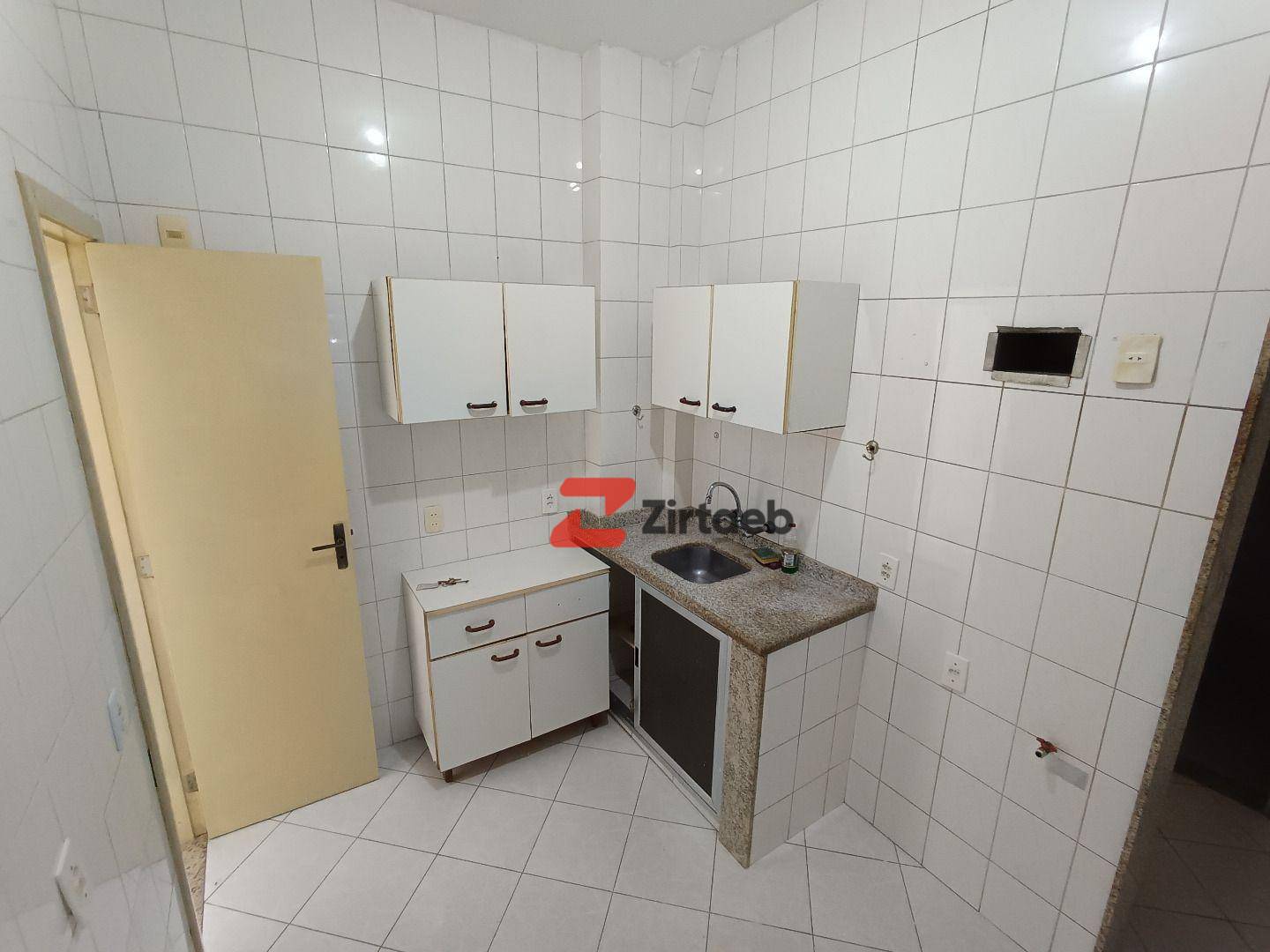 Apartamento para alugar com 3 quartos, 90m² - Foto 17