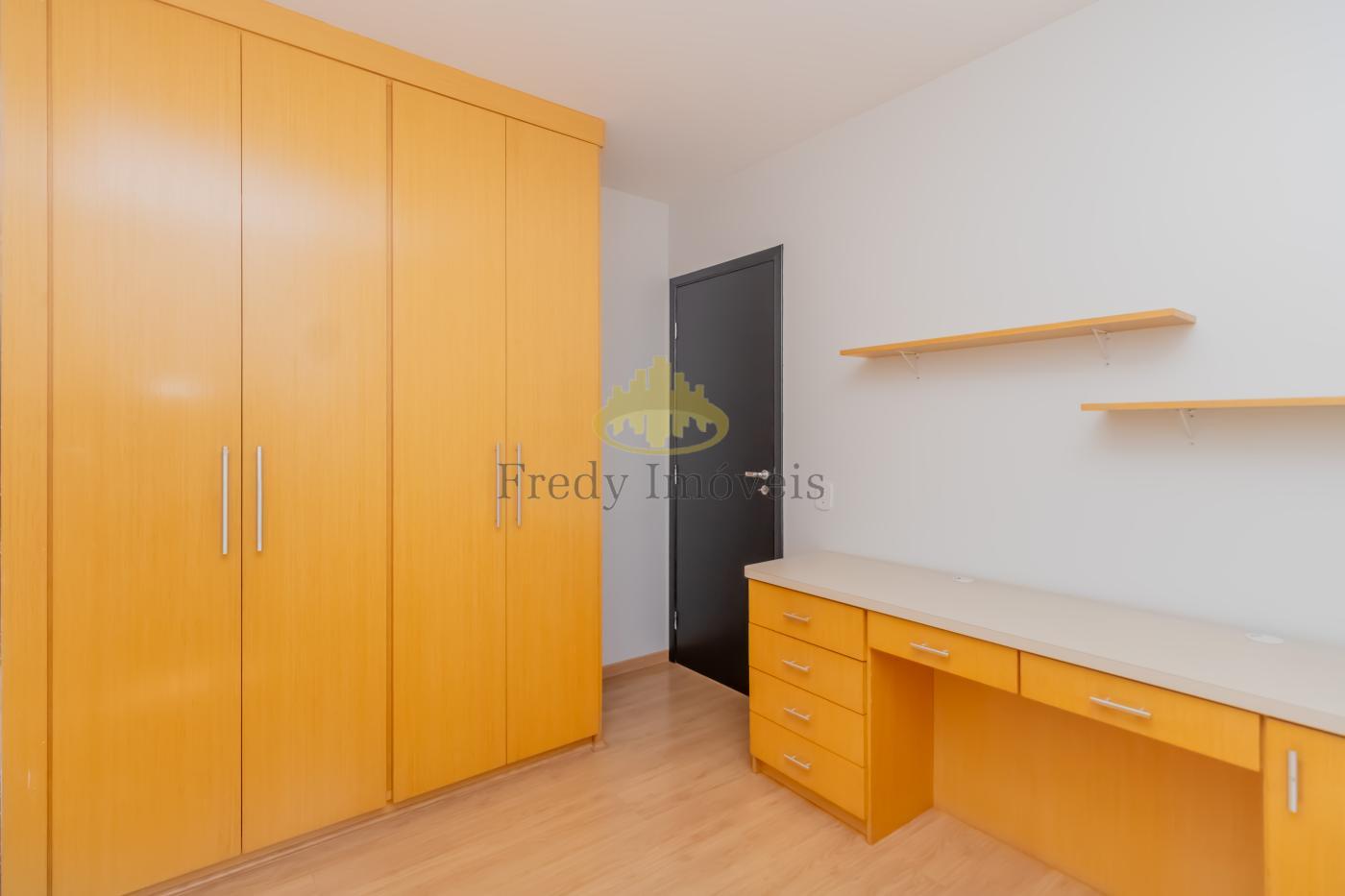 Apartamento à venda com 2 quartos, 62m² - Foto 17