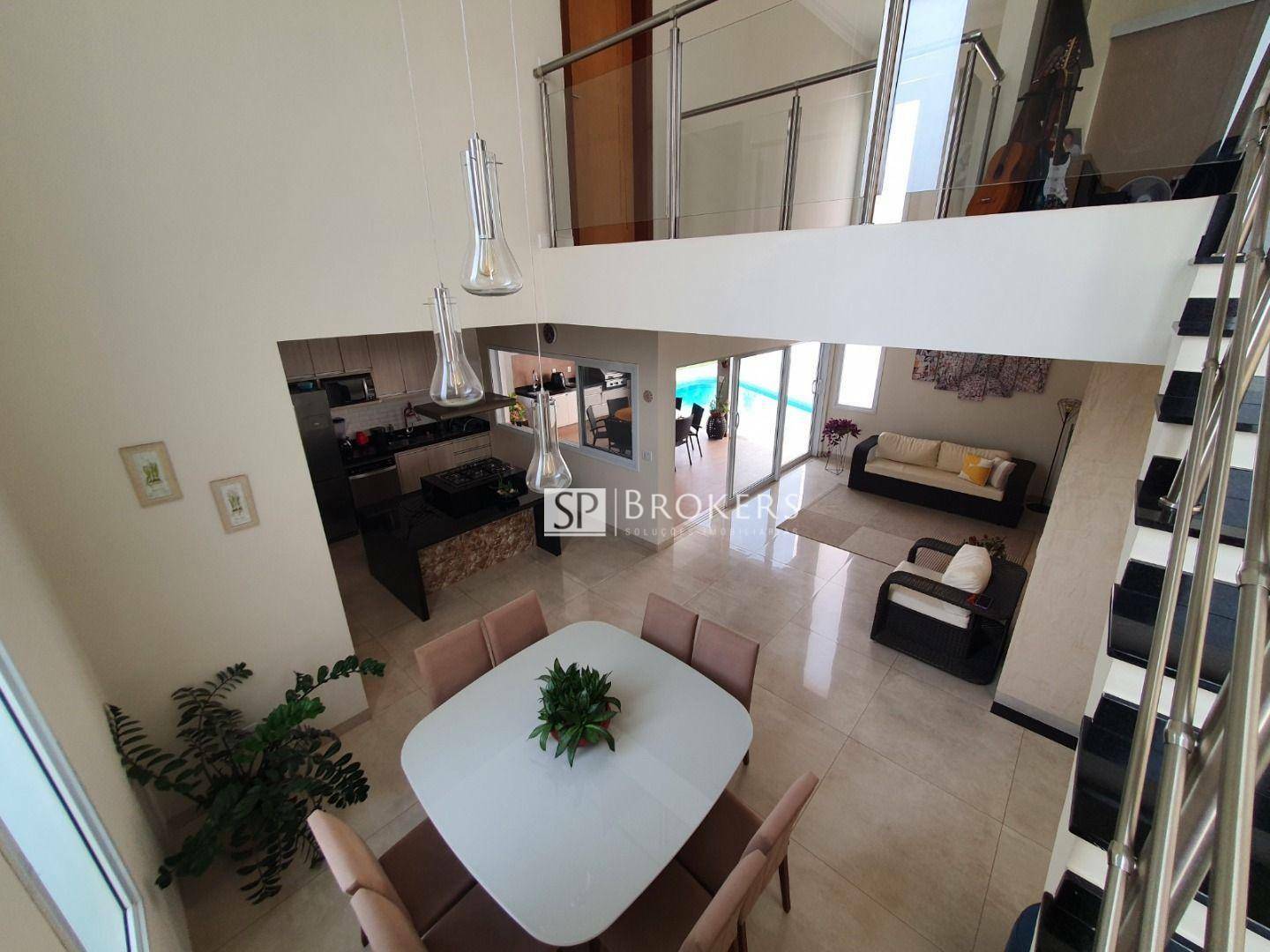 Casa de Condomínio à venda com 4 quartos, 250m² - Foto 4