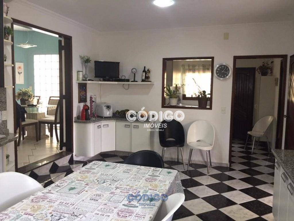 Sobrado à venda com 4 quartos, 283m² - Foto 11