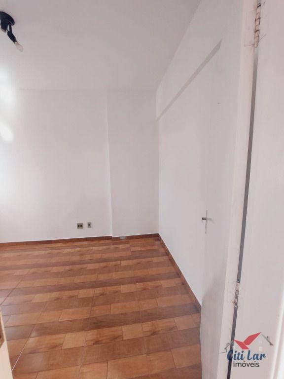 Apartamento à venda com 2 quartos, 52m² - Foto 32