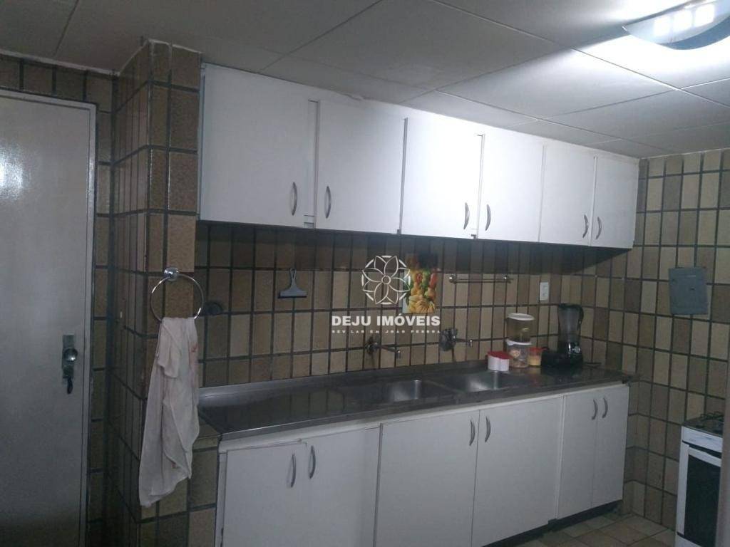 Apartamento à venda com 4 quartos, 140m² - Foto 5