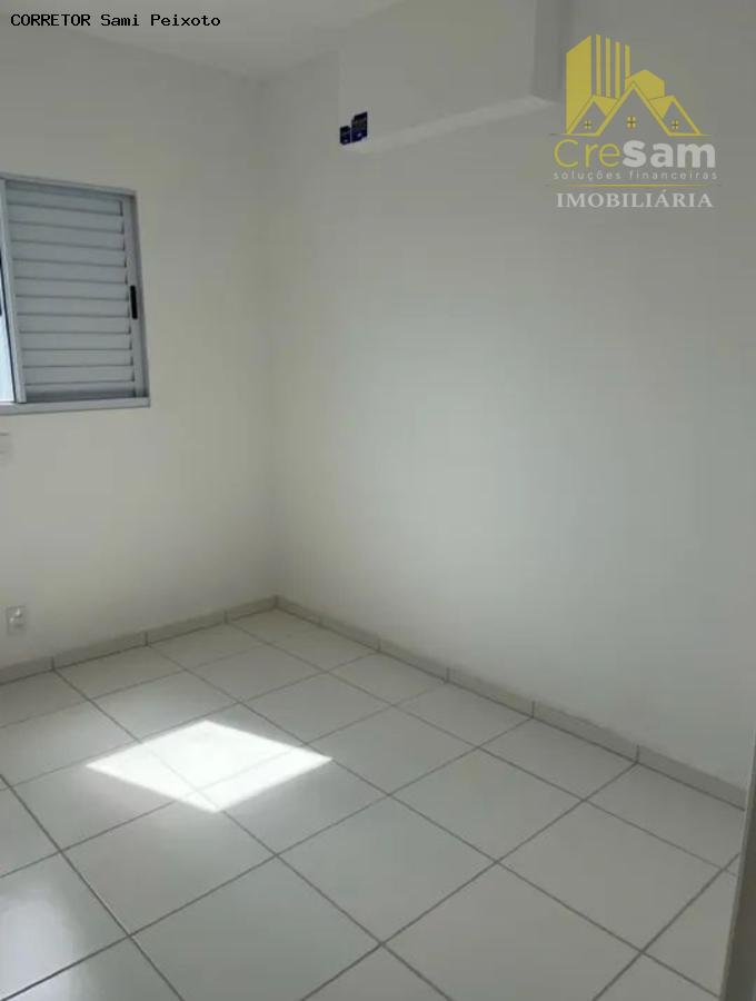 Apartamento para alugar com 2 quartos, 57m² - Foto 3