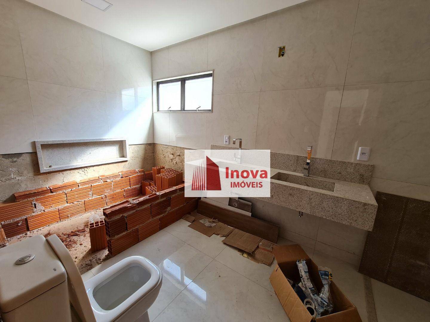 Casa de Condomínio à venda com 4 quartos, 329m² - Foto 23