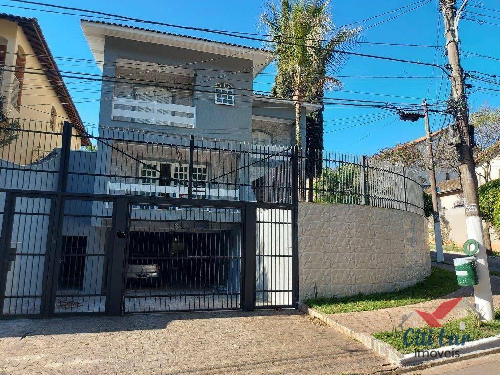 Sobrado à venda com 4 quartos, 480m² - Foto 1