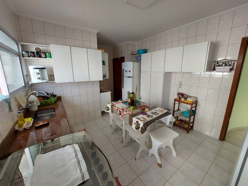 Apartamento à venda com 3 quartos, 149m² - Foto 20