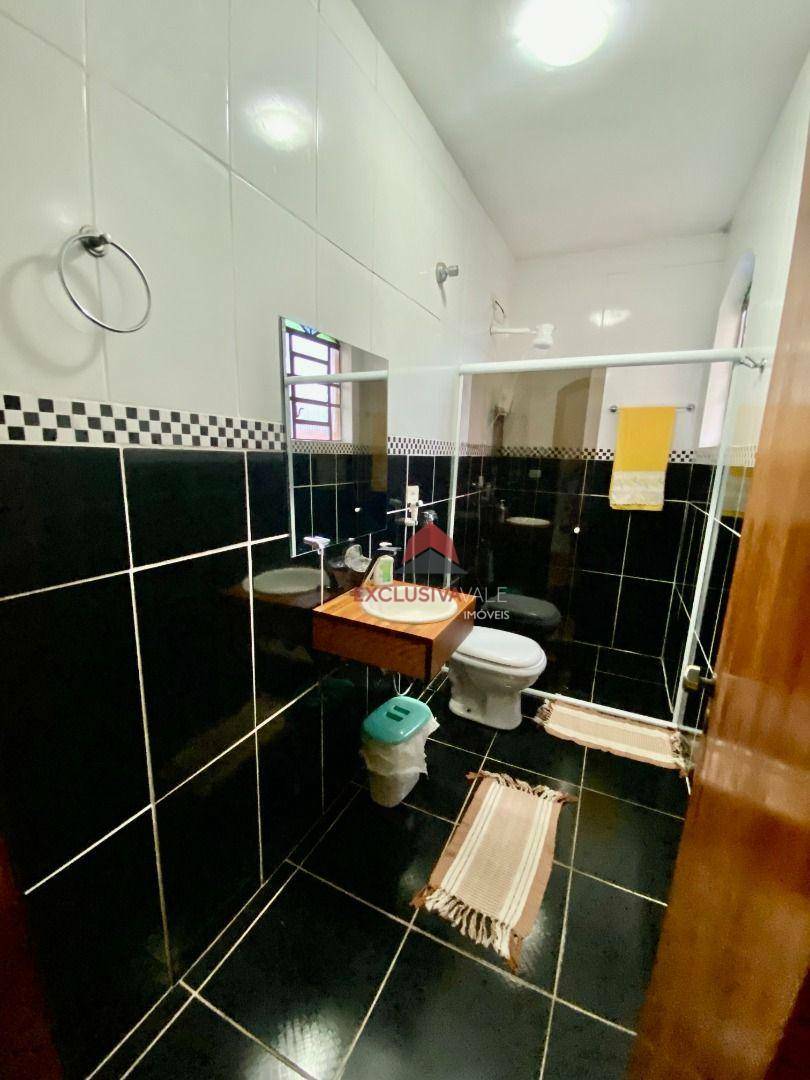 Casa à venda com 4 quartos, 326m² - Foto 19