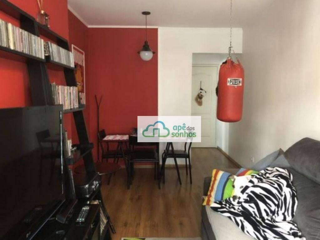 Apartamento à venda com 2 quartos, 64m² - Foto 24