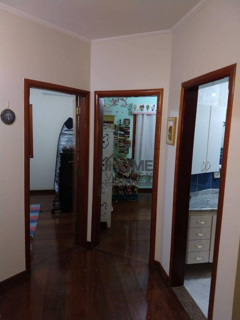 Casa de Condomínio à venda com 3 quartos, 189m² - Foto 24