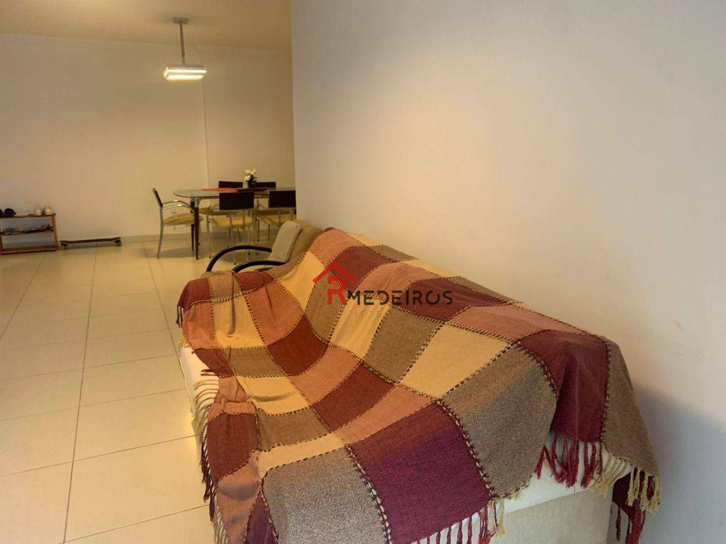 Apartamento à venda com 3 quartos, 131m² - Foto 5