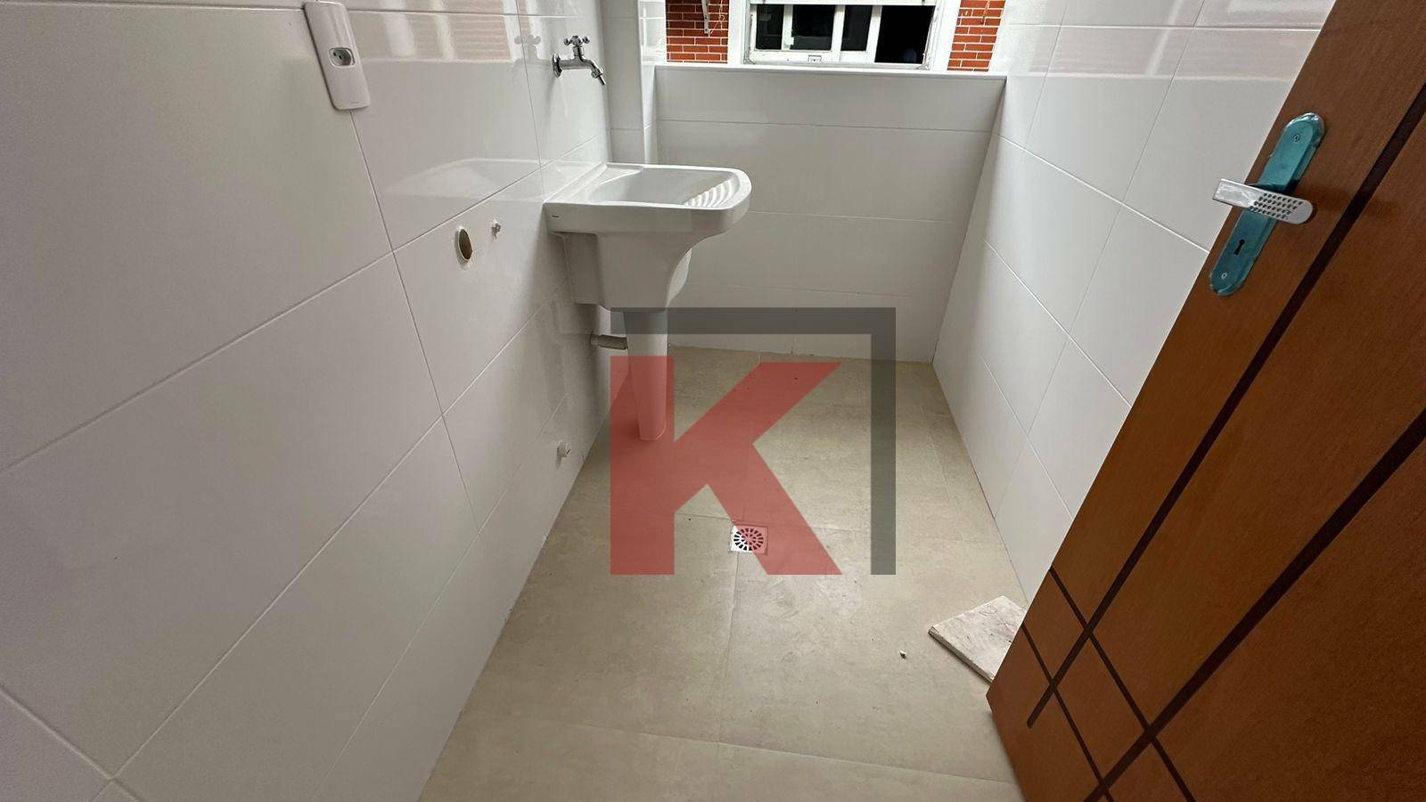 Casa à venda com 2 quartos, 80m² - Foto 8
