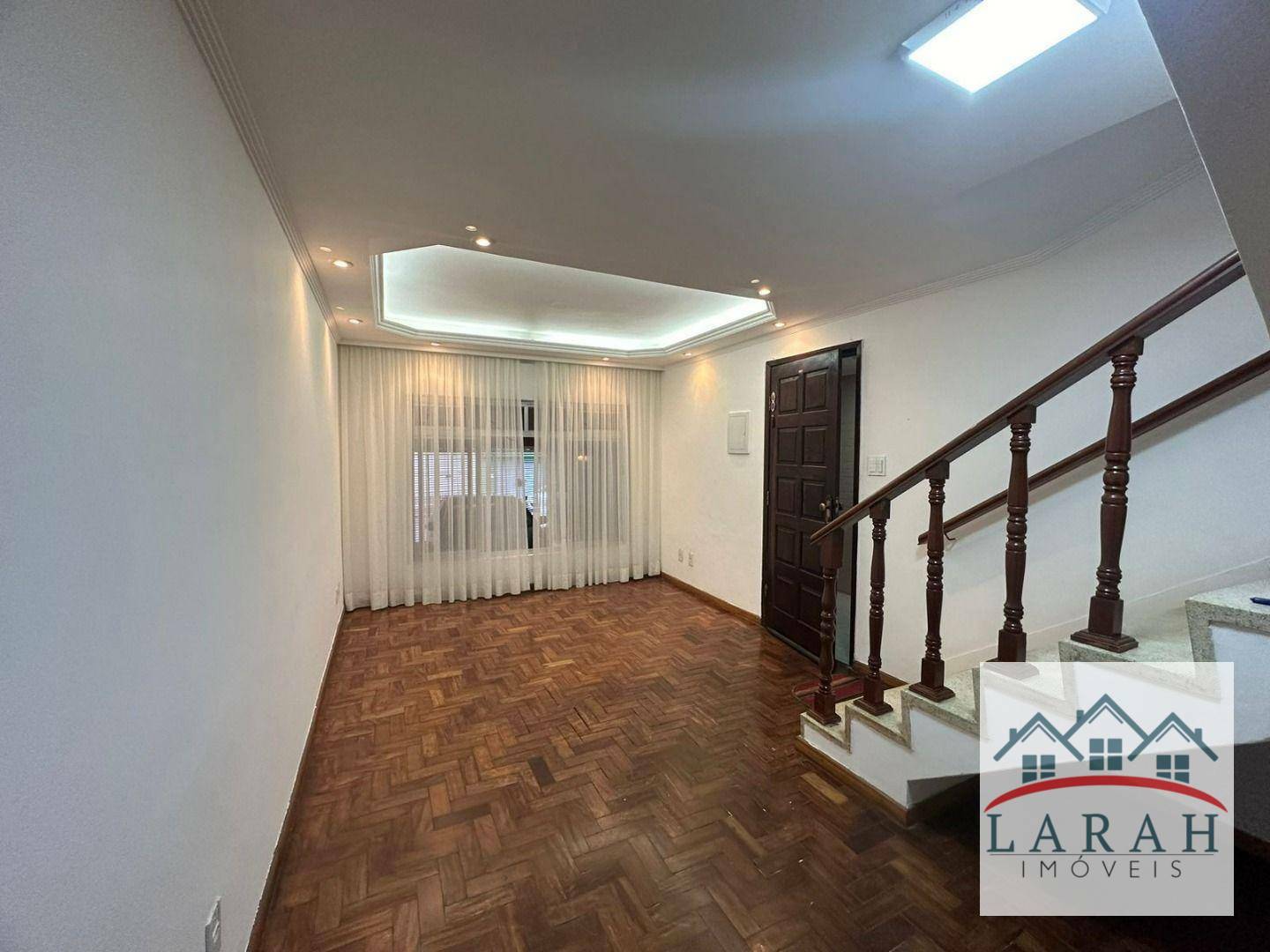 Sobrado à venda com 3 quartos, 125m² - Foto 2