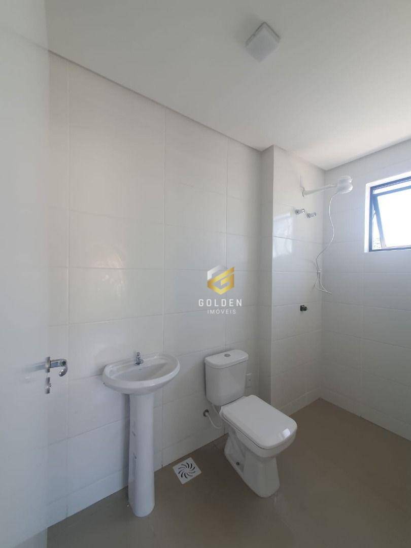 Apartamento à venda com 2 quartos, 84m² - Foto 12