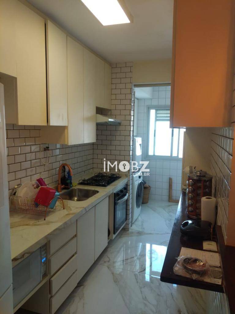 Apartamento à venda com 3 quartos, 68m² - Foto 4