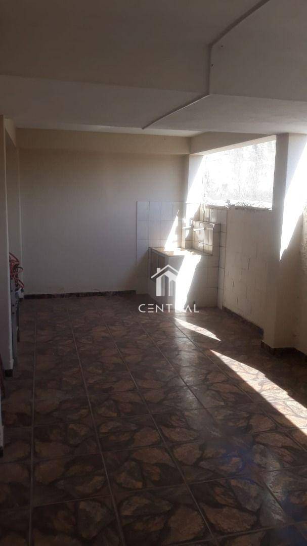 Casa à venda com 3 quartos, 219m² - Foto 29