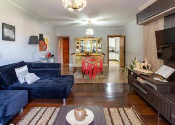 Apartamento à venda com 3 quartos, 144m² - Foto 2