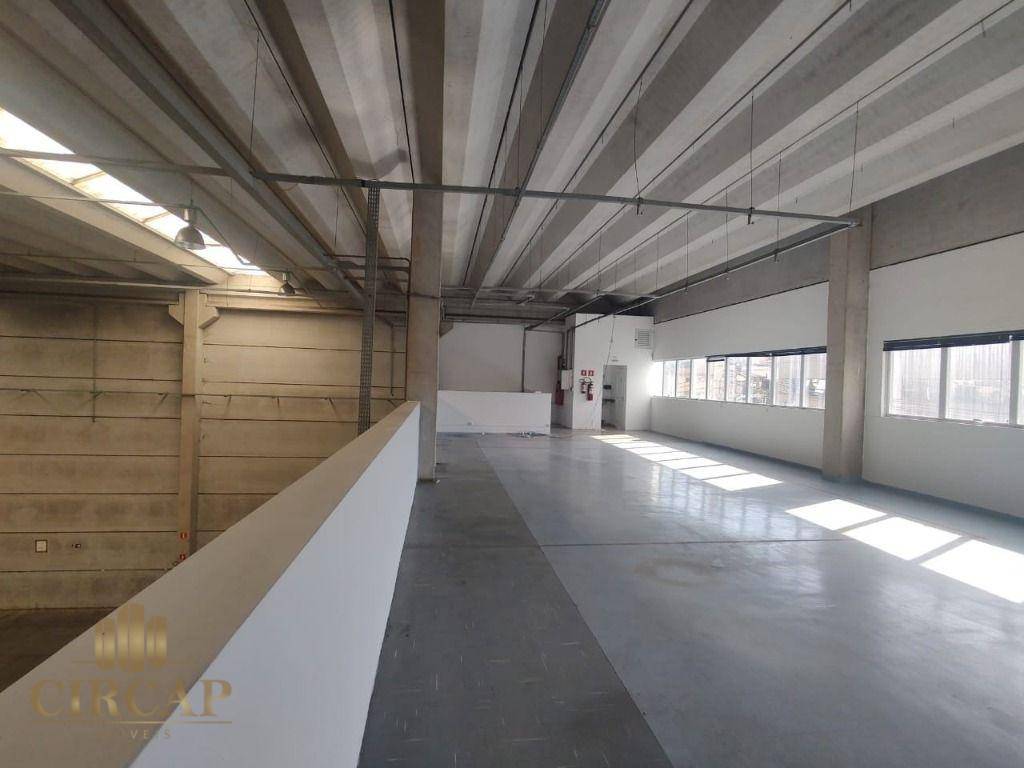 Depósito-Galpão-Armazém para alugar, 1025m² - Foto 18