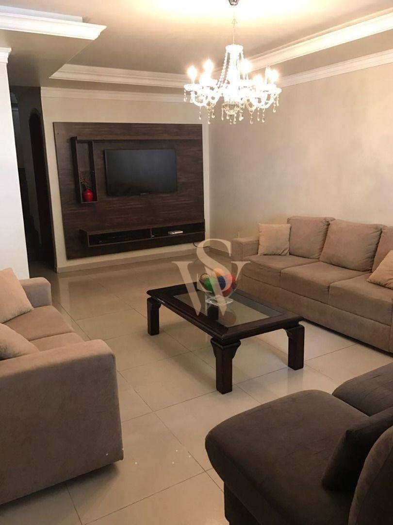 Sobrado à venda com 3 quartos, 304m² - Foto 2