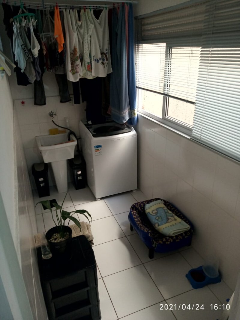 Apartamento à venda com 2 quartos, 70m² - Foto 11