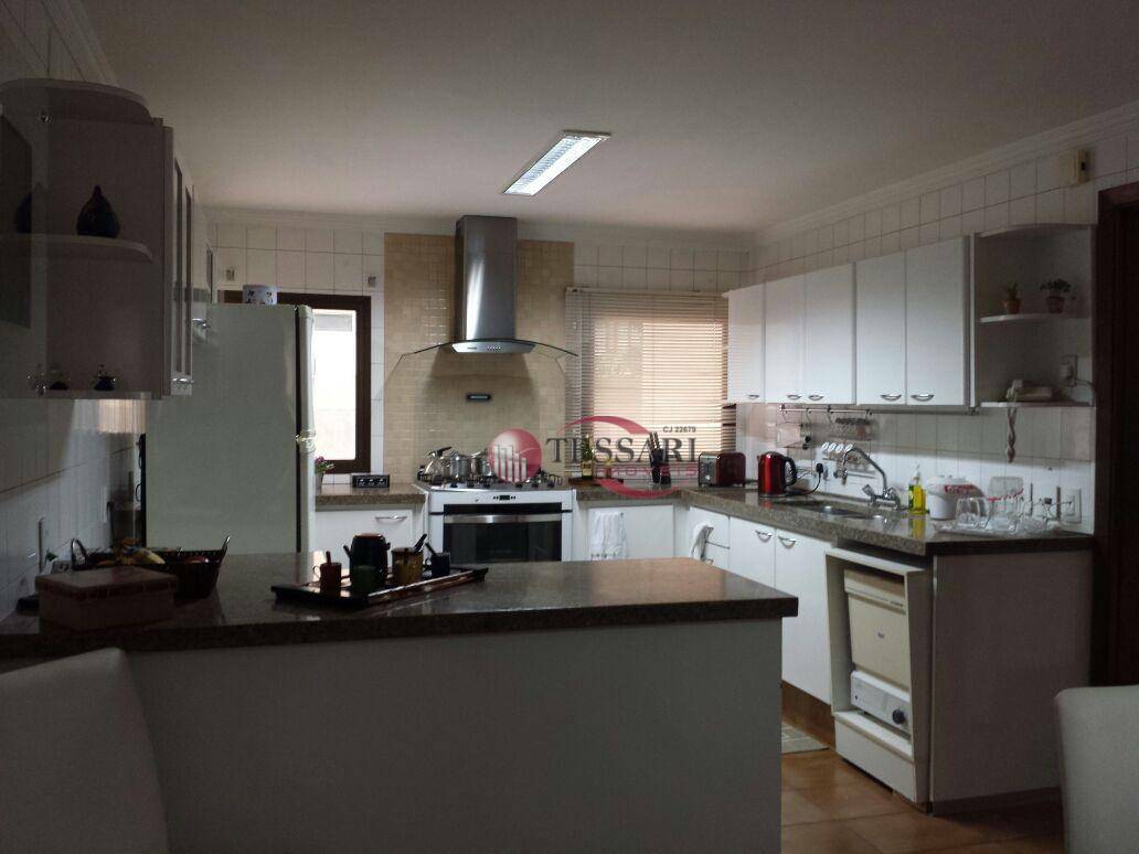 Apartamento à venda com 3 quartos, 274m² - Foto 3