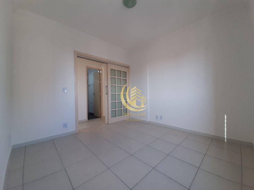 Apartamento à venda com 3 quartos, 94m² - Foto 18