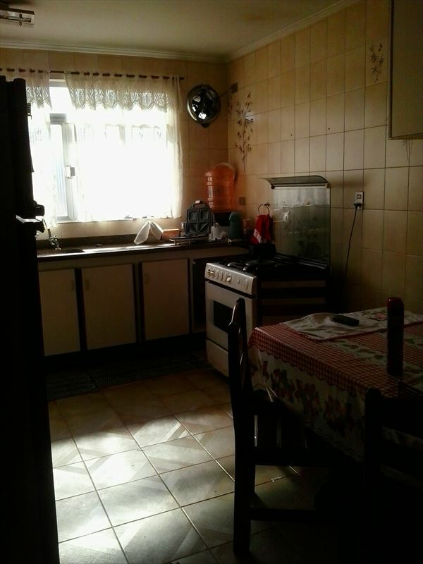 Sobrado à venda com 3 quartos, 380m² - Foto 2